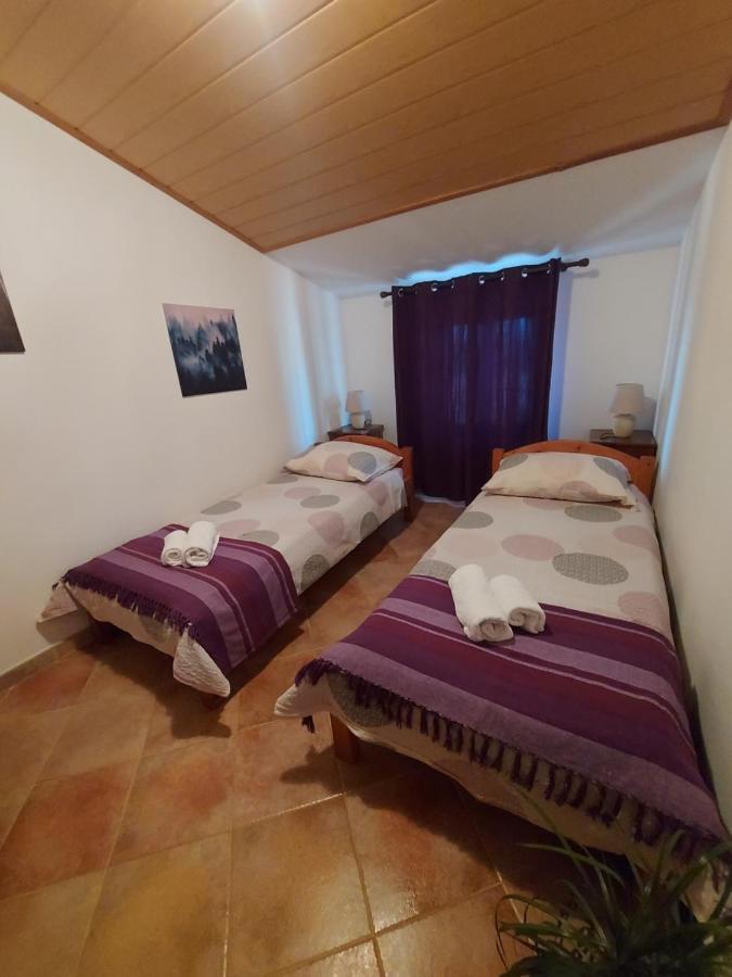 Bed and Breakfast Ranch Radin Бртонигла Экстерьер фото