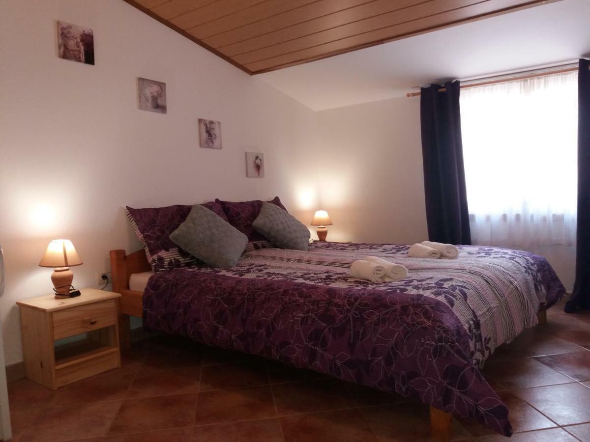 Bed and Breakfast Ranch Radin Бртонигла Экстерьер фото